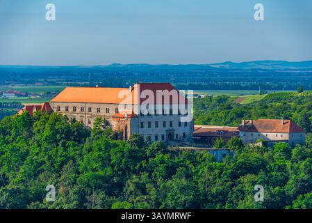 Schloss Dolni Kounice in Tschechien. BILD Stockfoto