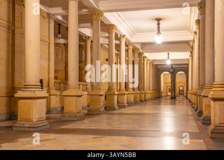 Mühlenkolonnade in Karlsbad, Tschechische republik. BILD Stockfoto