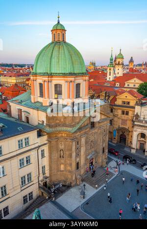 Die Kirche St. Franziskus von Assisi in Prag, Tschechische republik. BILD Stockfoto