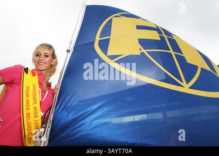 29. August 2010 - Spa-Francorchamps, Belgien - Grid Girl... Formel-1-Weltmeisterschaft, Rd 13, Grand Prix von Belgien, Rennen. (Vermerk: © Sutton Motorsports/ZUMApress.com) Stockfoto