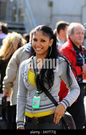 Aug. 29, 2010 - Spa-Francorchamps, Belgien - Ein willkommener Anblick im Paddock...Formel-1-Weltmeisterschaft, Rd 13, großer Preis von Belgien, Qualifikationstag, Spa-Francorchamps, Belgien, Samstag, 28. August 2010. (Vermerk: © Sutton Motorsports/ZUMApress.com) Stockfoto