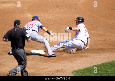 September 2009 - Baltimore, Maryland, U.. S - 30. August 2009: Cleveland Indians Asdrubal Cabrera (13) während des Spiels zwischen den Cleveland Indians und den Baltimore Orioles bei Camden Yards in Baltimore, Maryland, bei dem Baltimore Orioles 5-2 gewann (Credit Image: © Southcreek Global/ZUMApress.com) Stockfoto