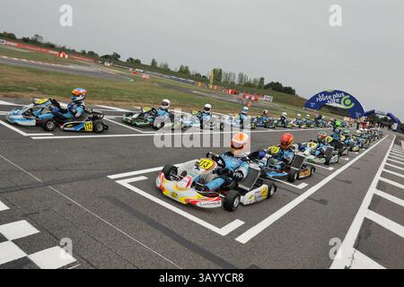 Anthoine Hubert war ein französischer Rennfahrer, Mitglied der Renault Sport Academy, er starb traurigerweise nach einem Unfall während des Spielrennens der Formel-2-Meisterschaft 2019 in Spa-Francorchamps beim Grand Prix Meeting in Belgien. Stockfoto