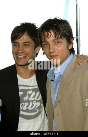 MÄRZ 2003 - K29712AM. GAEL GARCIA BERNAL + DIEGO LUNA. INDEPENDENT SPIRIT AWARDS. ZELT AM SANTA MONICA BEACH, SANTA MONICA, LOS ANGELES, 23.03. 2003 (Bild: © Globe Photos/ZUMApress.com) Stockfoto