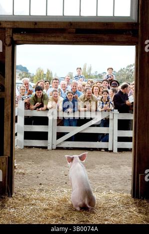 Januar 2007 - K51214ES." CHARLOTTE'S WEB ''. TV-FILM-STILL. 2006.Dominic Scott Kay (im Bild) stimmt Wilbur im Ã’CharlotteÃs Web (Bild: © Globe Photos/ZUMApress.com) Stockfoto