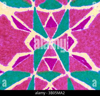 Ein kompliziertes geometrisches Muster mit einer lebendigen Mischung aus Rosa, Grün und Kontrasttönen, die einen kaleidoskopischen Effekt mit scharfen Winkeln und symmetrischen Formen erzeugen. Ein lebendiges Kreismuster mit geometrischen Formen in Rosa, Grün und Gelb, angeordnet in einem faszinierenden, sich wiederholenden Design. Klassische Kunst mit modernem Touch, neu interpretiert von Artotop, transformiertes byzantinisches Ornament, Klassische Kunst mit modernem Twist, neu interpretiert von Artotop Stockfoto