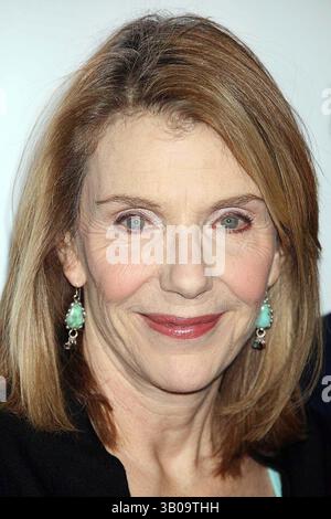 13. Januar 2006 - New York, New York, USA - JILL CLAYBURGH BEI BARFOOT IN THE PARK CAST CALL AM SECOND STAGE THEATRE IN NEW YORK AM 2006. / 2006...K46377HMC(Bild: © Henry McGee/Globe Photos/ZUMAPRESS.com) Stockfoto