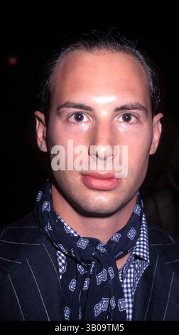 10. April 2006 - New York, New York, USA - K13407HMc.Irina Pantaeva's Buch-Party für „Sibirischer Traum“. Los 61, New York City. Jared Paul Stern. / 1998.(Bild: © Henry McGee/Globe Photos/ZUMAPRESS.com) Stockfoto