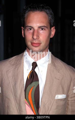 April 2006 - New York, New York, USA - K19372HMc. Marie Claire Magazine feiert ihr neues Fashion and Beauty Team. Lotus, New York City. Jared Paul Stern. / 2000.(Bild: © Henry McGee/Globe Photos/ZUMAPRESS.com) Stockfoto