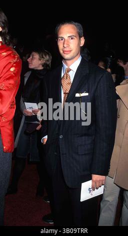 April 2006 - New York, New York, USA - K20055HMc.''Dr T and the Women' Premiere. Ziegfeld Theatre, New York City. Jared Paul Stern. / 2000.(Bild: © Henry McGee/Globe Photos/ZUMAPRESS.com) Stockfoto