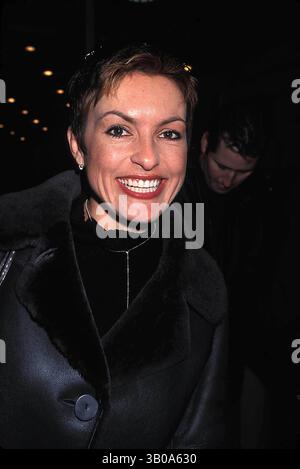 24. Mai 2005 - New York, New York, USA - K24364HMC.THE GOAT OR WHO IS SYLVIA OPENING NIGHT IM GOLDEN THEATRE NEW YORK New York.03-10-2002. - 2002. MARISKA HARGITAY. MARISKAHARGITAYRETRO(Kreditbild: © Henry McGee/Globe Photos/ZUMAPRESS.com) Stockfoto