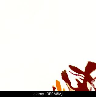 Eine abstrakte Komposition mit kräftigen, geschwungenen Linien und organischen Formen, die ein Gefühl von Bewegung und Tiefe schaffen. Das Zusammenspiel von dunklen und hellen Elementen erzeugt ein Gefühl von Kontrast und Intrige. Eine zarte Anordnung aus warmen Blumen und Laub, die sich durch einen minimalen Hintergrund auszeichnet. Die Komposition fängt ein Gefühl von Einfachheit und Eleganz ein und lenkt die Aufmerksamkeit auf die Schönheit der Natur. Klassische Kunst mit einem modernen Twist von Artotop, transformierte französische Stoffe, erste Hälfte des 19. Jahrhunderts, klassische Kunst mit einem modernen Twist von Artotop Stockfoto