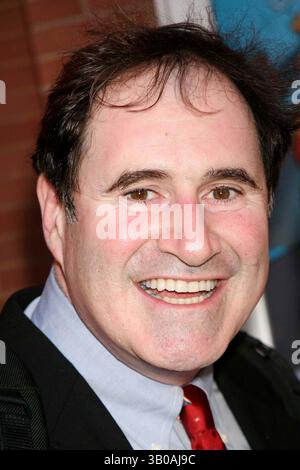 13. Januar 2000 - New York, New York, USA - RICHARD KIND BEI DER ERÖFFNUNGSNACHT VON BURLEIGH GRIME$ AUF NEW WORLD BÜHNEN IN NEW YORK New YORK AM 13. Juni 2006. / 2006..K48301HMC(Bild: © Henry McGee/Globe Photos/ZUMAPRESS.com) Stockfoto