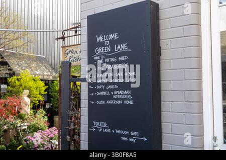 Bowral, Southern Highlands, Australien, Green Lane ist ein Restaurants- und Einkaufsviertel im Stadtzentrum von Bowral mit lokalen Geschäften wie Dirty Janes Stockfoto