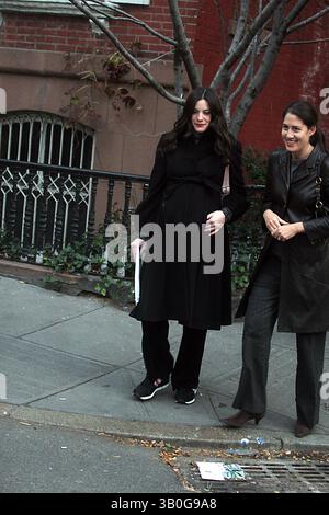 November 2004 - New York, New York, USA - K40427JBB.LIV TYLER OUT AND ABOUT THE WEST VILLAGE, NEW YORK, 17.11.2004. / 2004.LIV TYLER(Bild: © John Barrett/Globe Photos/ZUMAPRESS.com) Stockfoto