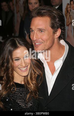8. März 2006: New York, New York, USA: NYC PREMIERE VON ''FAILURE TO LAUNCH''. CLEARVIEW CHELSEA WEST-NYC 03.08.06. SARAH JESSICA PARKER UND MATTHEW MCCONAUGHEY. - - 2006.I10532JZ(Bild: © John Zissel/Globe Photos/ZUMAPRESS.com) Stockfoto