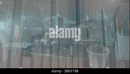 Bild der Verarbeitung von Finanzdaten und mathematischen Gleichungen über dem Schreibtisch im Büro Stockfoto