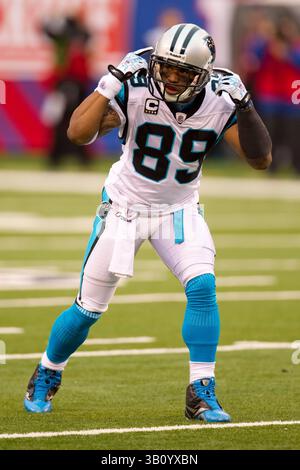 12. September 2010: Steve Smith (89), der im New Meadowlands Stadium in East Rutherford, New Jersey, auf seinen Helm zeigt. (Bild: © Chris Szagola/Cal Sport Media/ZUMApress.com) Stockfoto