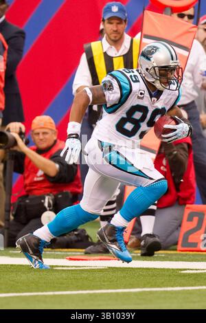 12. September 2010: Steve Smith (89), der mit dem Ball im New Meadowlands Stadium in East Rutherford, New Jersey, spielte mit dem Ball während des Spiels zwischen den Carolina Panthers und den New York Giants. The Giants Beat the Panthers, 31-18.(Bild: © Chris Szagola/Cal Sport Media/ZUMApress.com) Stockfoto