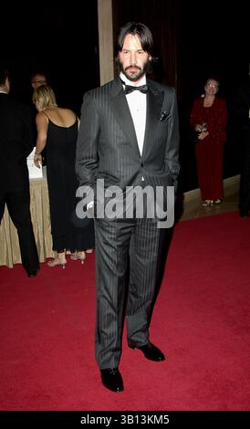 Oktober 2005 - Hollywood, Kalifornien, USA - BEVERLY HILLS, CA 21. OKTOBER 2005 (SSI) -. Schauspieler Keanu Reeves posiert für Fotografen während der 20. Jährlichen American Cinematheque Award Gala, die am 21. Oktober 2005 im Beverly Hilton Hotel in Beverly Hills, Kalifornien, stattfand. . / 2005.K45645MG(Bild: © Michael Germana/Globe Photos/ZUMAPRESS.com) Stockfoto