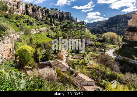 Huécar Schlucht mit Wohnschreben. Cuenca, Castilla-La Mancha, Spanien Stockfoto