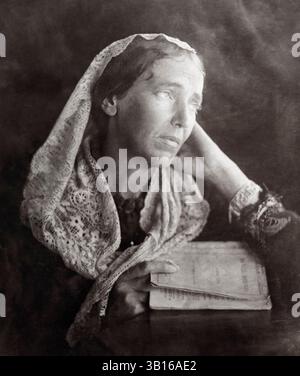 Marianne North (1830–1890), englische Biologin und botanische Künstlerin, Porträtfotografie von Julia Margaret Cameron, 1877 Stockfoto