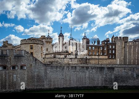 Blick auf den Tower of London London Großbritannien Stockfoto
