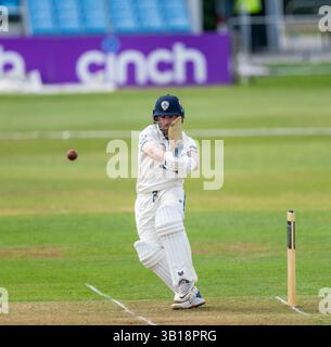 David Lloyd schlug für Derbyshire in einem County Championship-Spiel zwischen Derbyshire und Middlesex Stockfoto