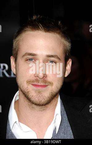 April 2007 - Hollywood, Kalifornien, USA - LOS ANGELES, CA 11. APRIL 2007 (SSI) -. Schauspieler Ryan Gosling während der Premiere des neuen Films aus dem New Line Cinema FRACTURE, der am 4.-11. 2007 im Mann Village Theatre in Los Angeles stattfand. - 2007.K52526MGE(Bild: © Michael Germana/Globe Photos/ZUMAPRESS.com) Stockfoto