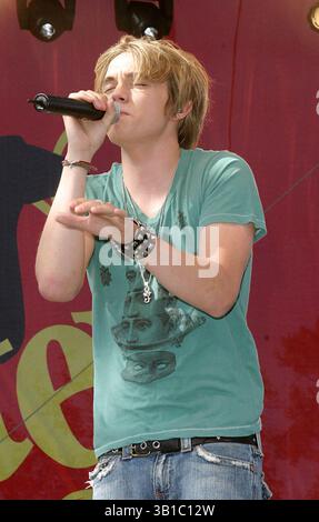 13. AUGUST 2005 - HOLLYWOOD, KALIFORNIEN, USA - K44539EG.JESSE MCCARTNEY GIBT EIN KOSTENLOSES KONZERT IM COLISEUM IN LOS ANGELES, CA. 8.-13. AUGUST 2005. - 2005(Kreditbild: © Ed Geller/Globe Photos/ZUMAPRESS.com) Stockfoto
