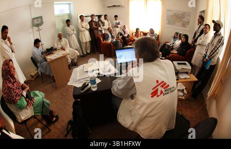 06. Januar 2010 - Lashkargah, Helmand, Afghanistan - die Kinderstation in einem Krankenhaus. (Bild: © Ton Koene/ZUMApress.com) Stockfoto