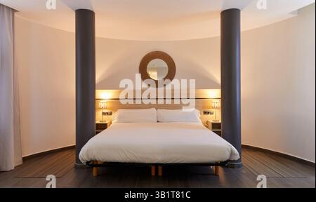 Hotelzimmer, Schlafzimmer, Baskenland, Spanien. Stockfoto