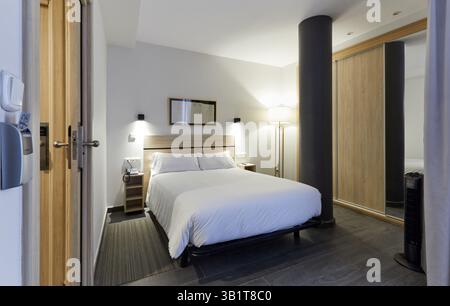 Hotelzimmer, Schlafzimmer, Baskenland, Spanien. Stockfoto