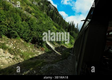 Yukon Railway Abstieg vom White Pass in der Nähe von Skagway Alaska USA Stockfoto
