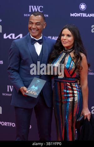 Cafu und Ehefrau Regina nahmen am Galería 21. April 2025 an der Fotokonferenz „Laureus World Sports 2025“ in Madrid Teil. Stockfoto