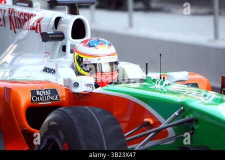 November 2010 - Abu Dhabi, Vereinigte Arabische Emirate - Paul Di Resta (GBR) Force India VJM03...Formel 1 Young Driver Test, Yas Marina Circuit. (Vermerk: © Sutton Motorsports/ZUMAPRESS.com) Stockfoto