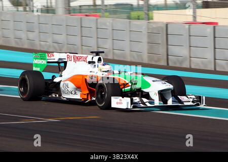 November 2010 - Abu Dhabi, Vereinigte Arabische Emirate - Paul Di Resta (GBR) Force India VJM03...Formel 1 Young Driver Test, Yas Marina Circuit. (Vermerk: © Sutton Motorsports/ZUMAPRESS.com) Stockfoto