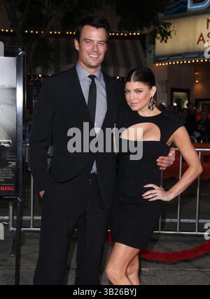 9. Dezember 2009: Westwood, Kalifornien, USA: Schauspieler JOSH DUHAMEL und Sänger STACY „FERGIE“ FERGUSON kommen zu den „Nine“ Los Angeles Screening im Mann Village Theatre. (Foto: © Lisa O'Connor/ZUMA Press) Stockfoto