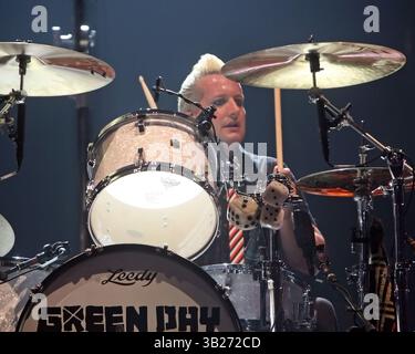 20. August 2009: San Diego, Kalifornien, USA – Drummer TRE COOL von „Green Day“ tritt in der Viejas Arena der San Diego State University auf. (Bild: © Roger Williams/ZUMA Press) Stockfoto