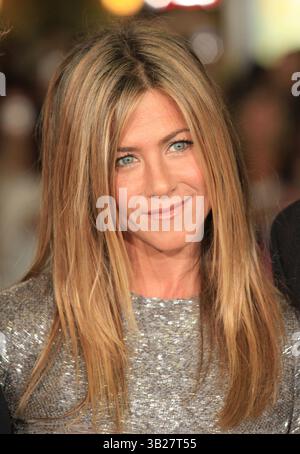 September 2009 - Westwood, Kalifornien, USA - Schauspielerin JENNIFER ANISTON kommt zur „Love Happes“-Weltpremiere im Mann Village Theatre. (Foto: © Lisa O'Connor/ZUMA Press) Stockfoto