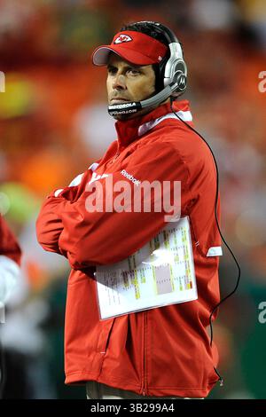 29. August 2009: Cheftrainer Todd Haley von den Kansas City Chiefs während eines Vorsaisonspiels gegen die Seattle Seahawks im Arrowhead Stadium in Kansas City, Missouri. (Bild: © Peter Aiken/Cal Sport Media/ZUMA Press/ZUMA Press) Stockfoto