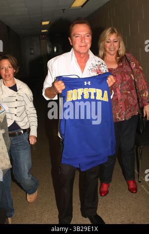 David Cassidy tritt am Queensborough Community College während eines seltenen Live-Konzerts am Wochenende vor einer ausverkauften Menschenmenge in New York City auf. 11.-21.-2009. I14686BT.(Bild: © Barry Talesnick/Globe Photos/ZUMApress.com) Stockfoto