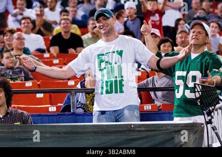 3. September 2009: Ein Eagles' die Hard Fan während eines Vorsaisonspiels zwischen den New York Jets und Philadelphia Eagles im Giants Stadium in East Rutherford, New Jersey. Jets Beat the Eagles 38-27. (Bild: © Duncan Williams/Cal Sport Media/ZUMA Press) Stockfoto