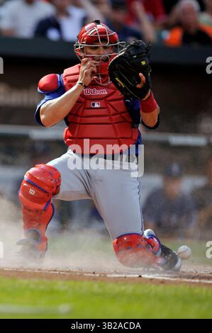 5. September 2009: Ivan ''Pudge''' Rodriguez #7 für die Texas Rangers wirft den Ball während eines Spiels im Oriole Park in Camden Yards in Baltimore, Maryland, auf die Heimplatte. Die Orioles gewannen 5-4 (Bild: © Joy Absalon/Cal Sport Media/ZUMA Press/ZUMA Press) Stockfoto