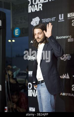17. August 2009 – Mexiko-Stadt, Mexiko – Schauspieler DIEGO LUNA nimmt am 17. August 2009 an einer Pressekonferenz Teil, um den Film „Just Walking“ im W Hotel zu präsentieren. (Kreditbild: © Carlos Tischler/ZUMA Press) Stockfoto
