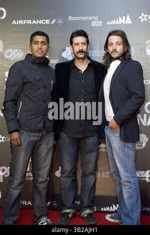 17. August 2009 - Mexiko-Stadt, Mexiko - CHENOK HUERTA, JOSE MARIA YAZPIK und DIEGO LUNA nehmen am 17. August 2009 in Mexiko-Stadt, Mexiko, an einer Pressekonferenz Teil, um den Film „Just Walking“ im W Hotel vorzustellen. (Kreditbild: © Carlos Tischler/ZUMA Press) Stockfoto