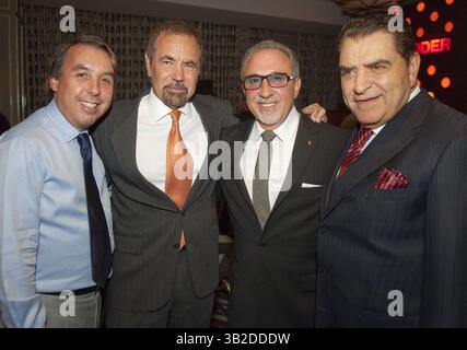 November 2009 - Miami, Florida, USA - Grupo Televisa CEO EMILIO AZCARRAGA JEAN, Chairman und CEO der verbundenen Gruppe. JORGE M. PEREZ, Musiker, Produzent, Songschreiber, EMILIO ESTEFAN Jr., Eigentümer des Minderheitenteams der Miami Dolphins, und DON FRANCISCO, Fernsehmoderator des Univision-Netzwerkes im PODER-Magazin in Zusammenarbeit mit dem Annual Business Awards Dinner der America's Business Council Foundation (ABC*), das neun Personen im Viceroy Hotel in Miami, Florida, am 16. November 2009 ehrt. Die Preisverleihung feierte herausragende Führungsqualitäten in Amerika durch Männer und Frauen, die systematische Veränderungen in ihrem eigenen Team bewirken Stockfoto