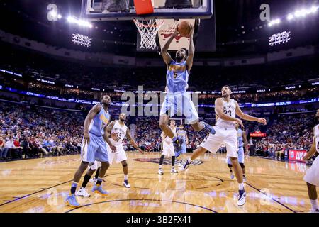 17. November 2015: Will Barton (5), der aus Denver Nuggets hervorgeht, betritt den Ball während eines NBA-Basketballspiels zwischen den Denver Nuggets und den New Orleans Pelicans im Smoothie King Center in New Orleans, LA. Denver Nuggets besiegten die New Orleans Pelicans von 115 bis 98. Stephen Lew/CSM(Bild: © Stephen Lew/CSM via ZUMA Wire) Stockfoto