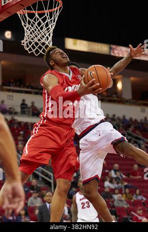 2. Januar 2016: Fresno, Kalifornien, USA - New Mexico Wache Xavier Adams im Spiel zwischen den Fresno State Bulldogs und den Lobos der University of New Mexico im Save Mart Center in Fresno, Kalifornien. New Mexico gewann das Spiel mit 77 zu 62. (Foto: Phil Hawkins via ZUMA Wire) Stockfoto