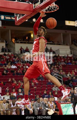 2. Januar 2016: Fresno, Kalifornien, USA - New Mexico Wache Xavier Adams im Spiel zwischen den Fresno State Bulldogs und den Lobos der University of New Mexico im Save Mart Center in Fresno, Kalifornien. New Mexico gewann das Spiel mit 77 zu 62. (Foto: Phil Hawkins via ZUMA Wire) Stockfoto